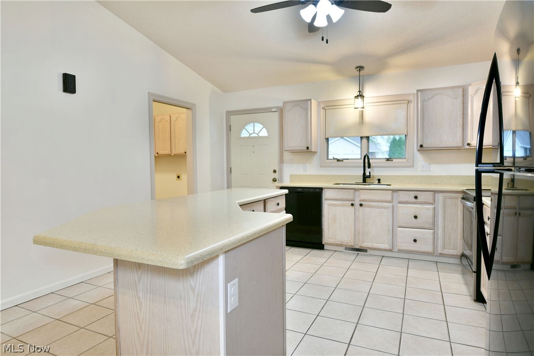 553 Wilcox Road Austintown OH 44515