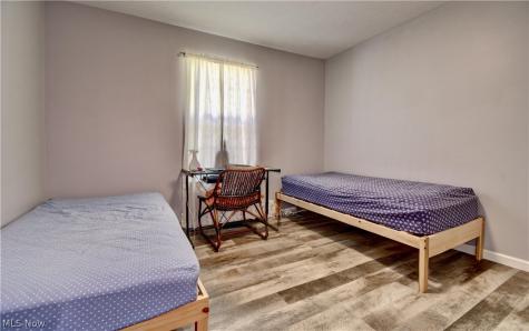 213 Knollton Drive Millersburg OH 44654