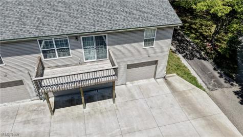 213 Knollton Drive Millersburg OH 44654