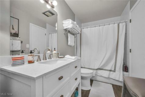 12550 Lake Avenue Lakewood OH 44107