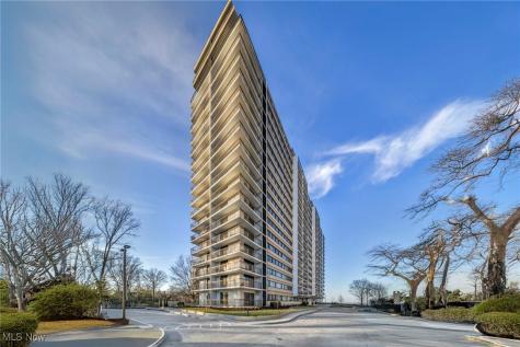 12550 Lake Avenue Lakewood OH 44107