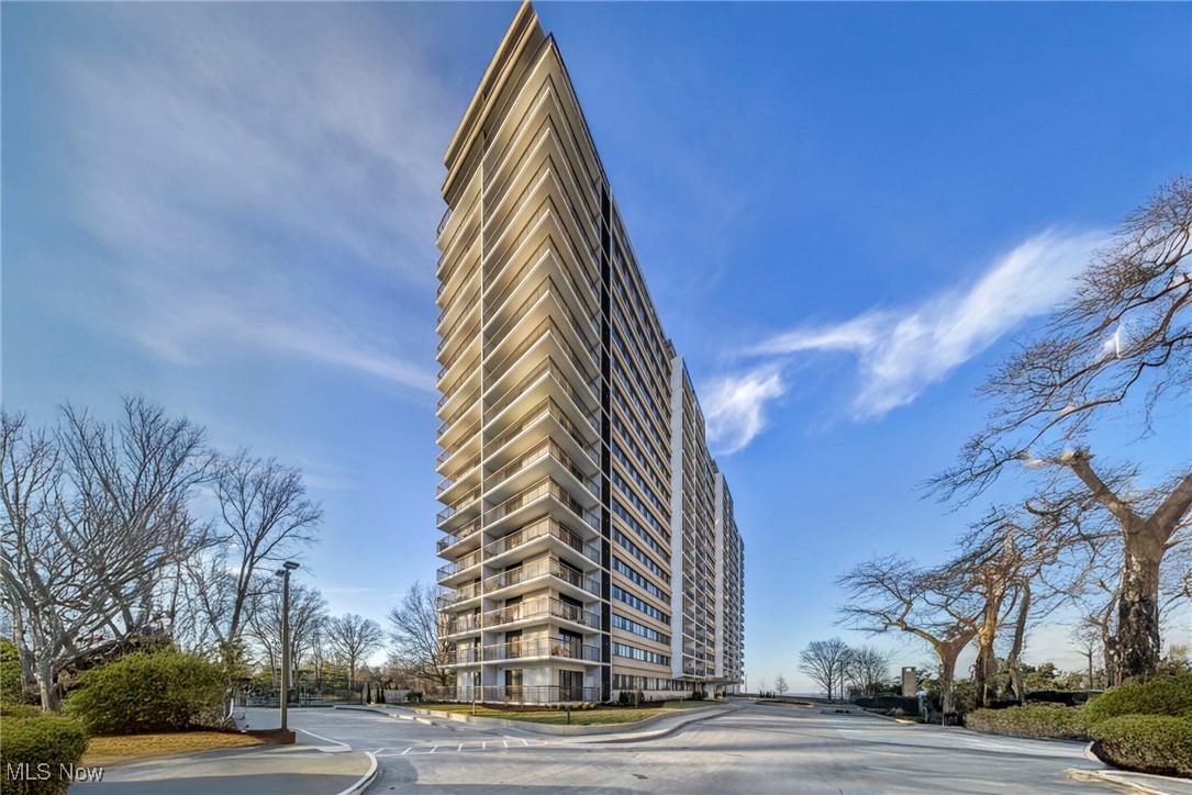 12550 Lake Avenue Lakewood OH 44107