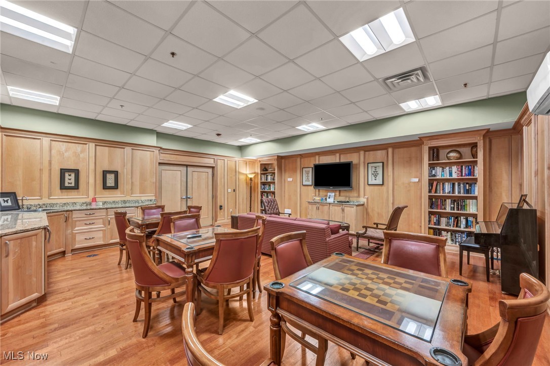 12550 Lake Avenue Lakewood OH 44107
