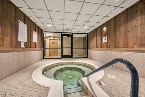12550 Lake Avenue Lakewood OH 44107