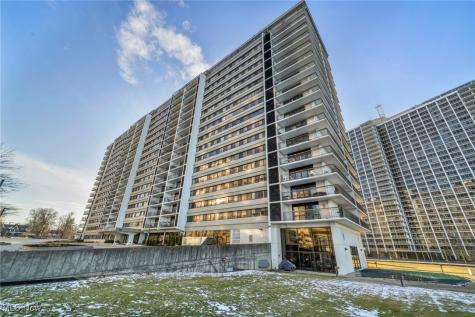 12550 Lake Avenue Lakewood OH 44107