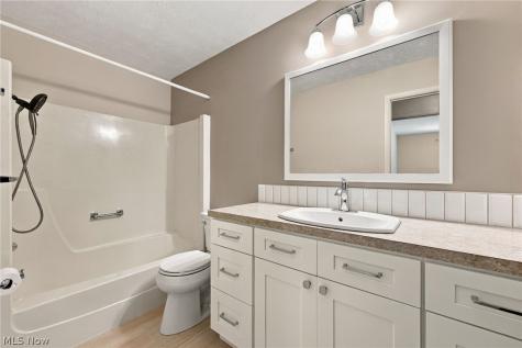 7970 Mentor Avenue Mentor OH 44060