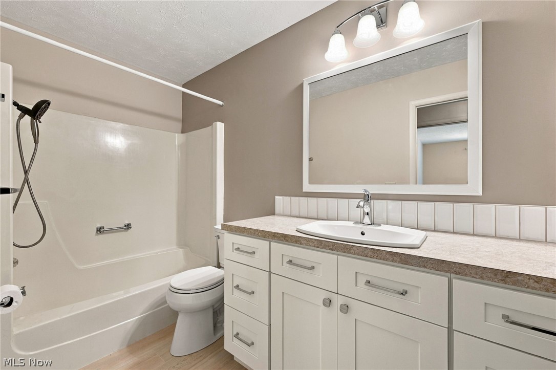 7970 Mentor Avenue Mentor OH 44060