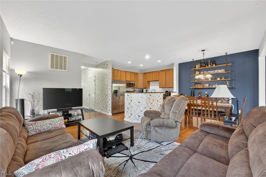 119 River Rock Way Berea OH 44017