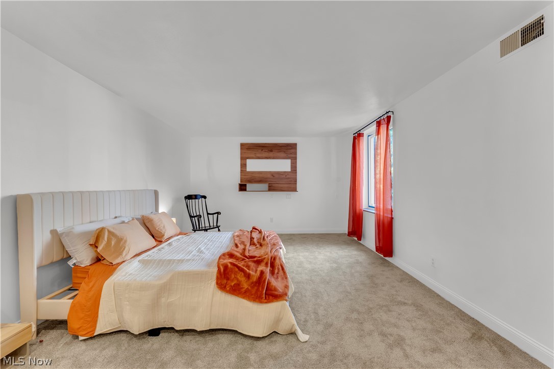 19425 Van Aken Boulevard Shaker Heights OH 44122