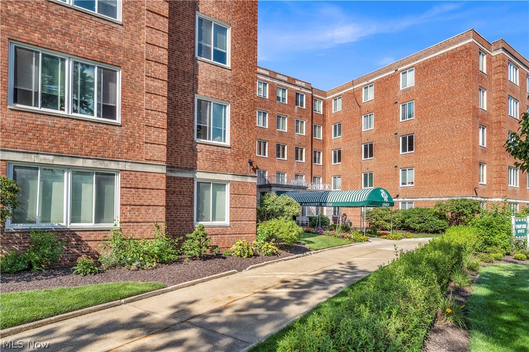 19425 Van Aken Boulevard Shaker Heights OH 44122