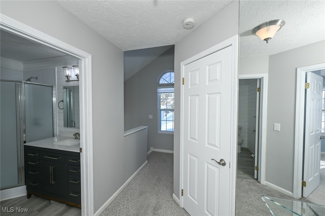 7121 W Cross Creek Trail Brecksville OH 44141