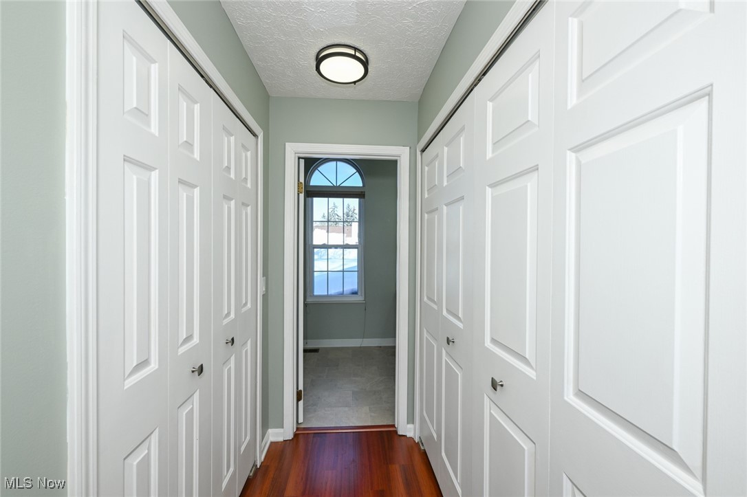7121 W Cross Creek Trail Brecksville OH 44141