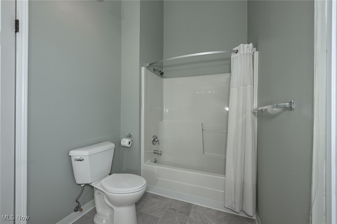 7121 W Cross Creek Trail Brecksville OH 44141