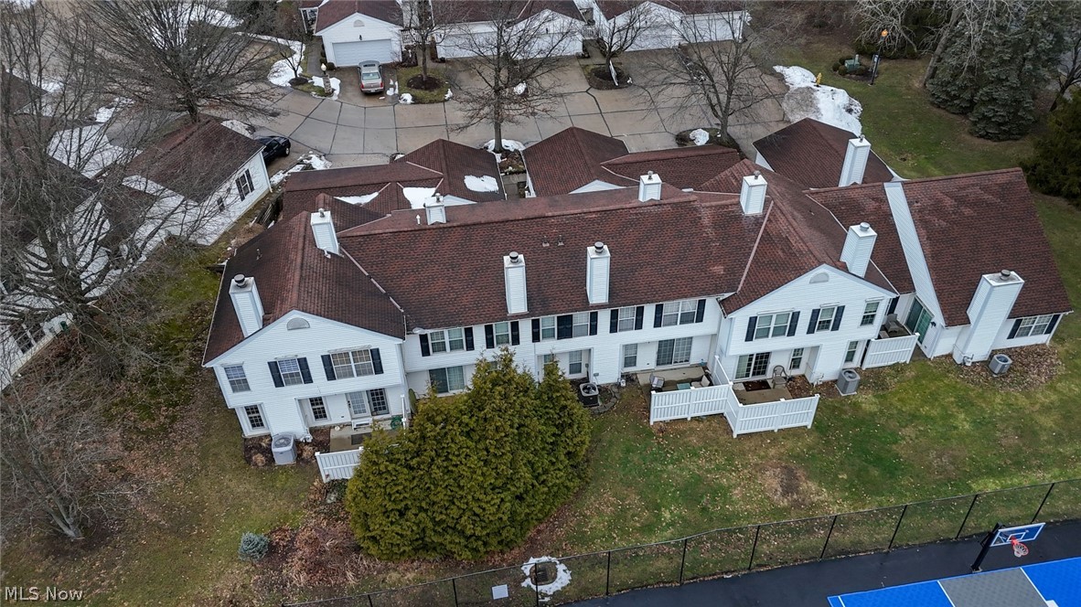 7121 W Cross Creek Trail Brecksville OH 44141