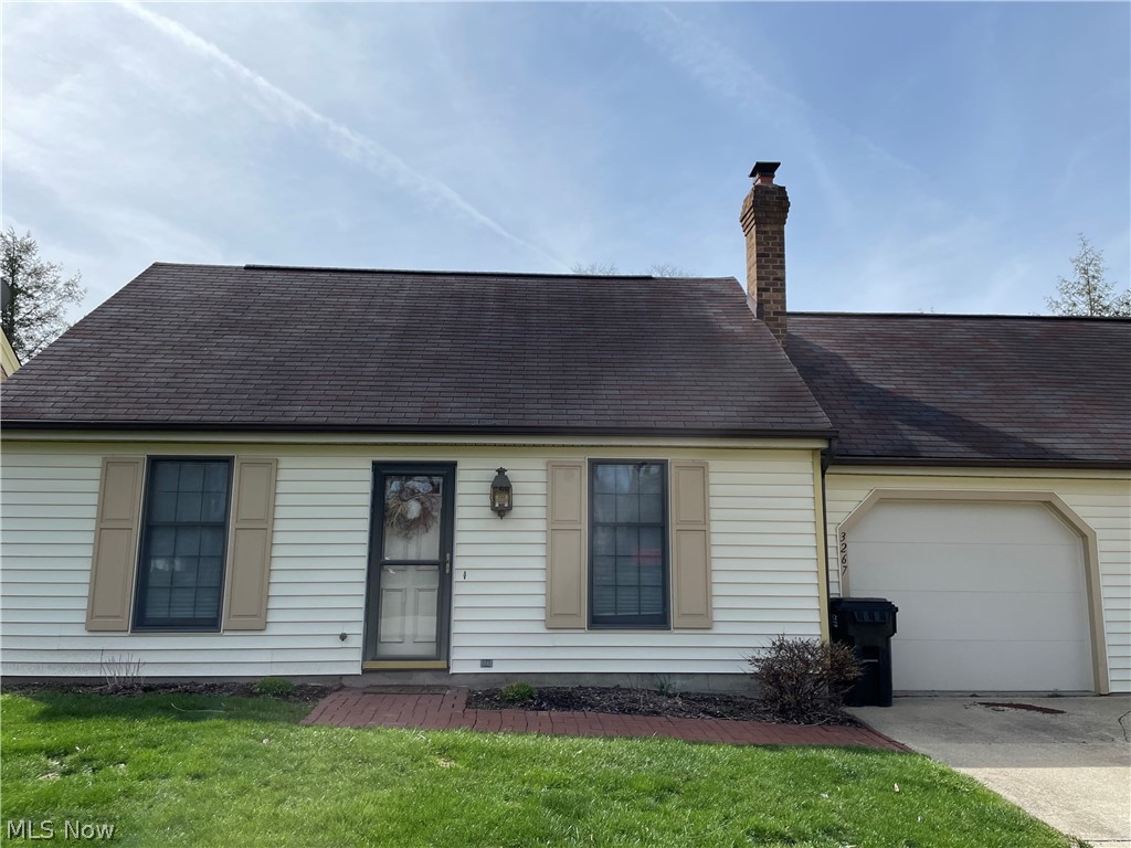 3267 Pinewood New Waterford OH 44445
