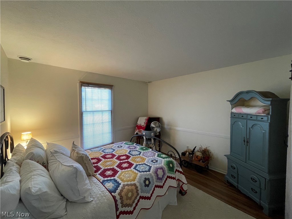 3267 Pinewood New Waterford OH 44445