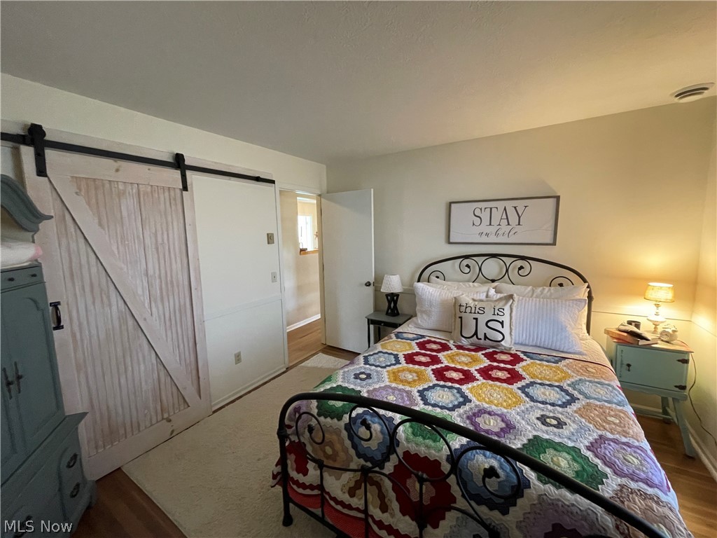 3267 Pinewood New Waterford OH 44445