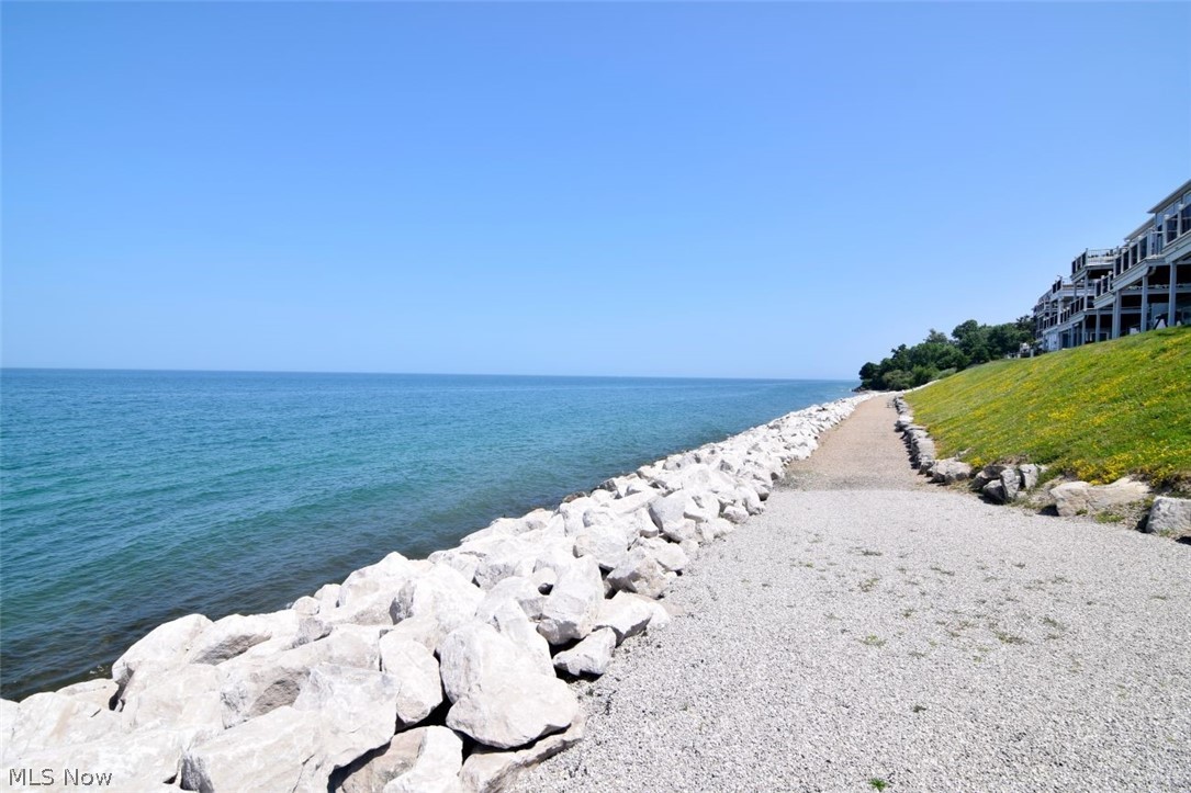 170 Larimar Drive Willowick OH 44095