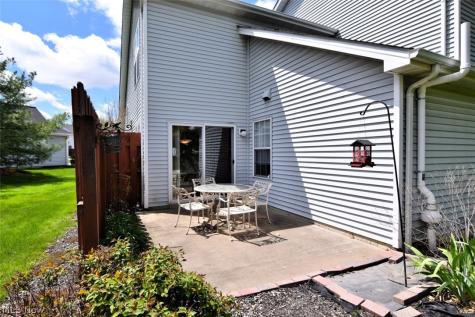 7281 Lilac Court North Olmsted OH 44070