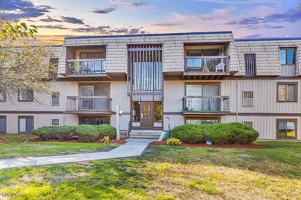 9530 Cove Drive North Royalton OH 44133