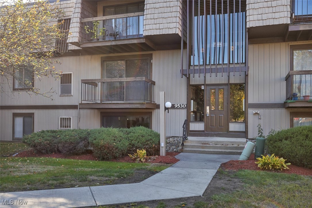 9530 Cove Drive North Royalton OH 44133