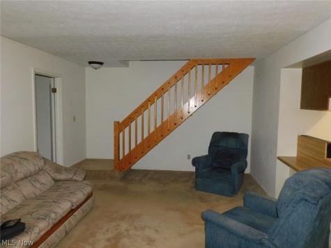 8027 Independence Drive Mentor OH 44060