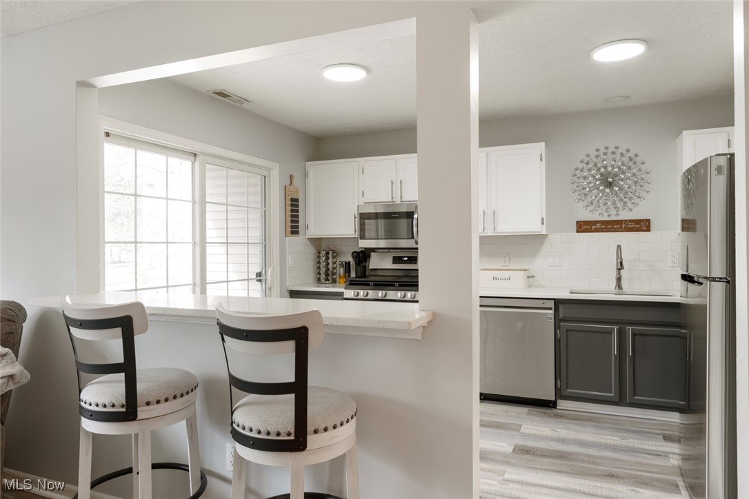 868 Tollis Parkway Broadview Heights OH 44147