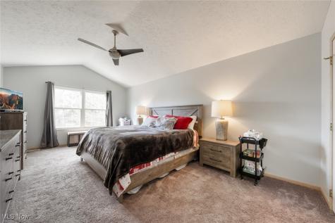 868 Tollis Parkway Broadview Heights OH 44147