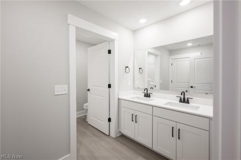 773 Rock Harbor Avon Lake OH 44012