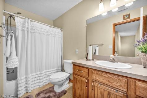 8529 Spencer Court North Ridgeville OH 44039