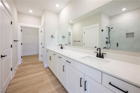 651 South Port Drive Avon Lake OH 44012