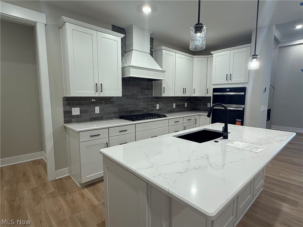 651 South Port Drive Avon Lake OH 44012