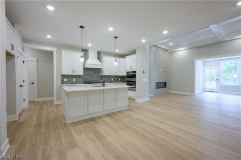 651 South Port Drive Avon Lake OH 44012