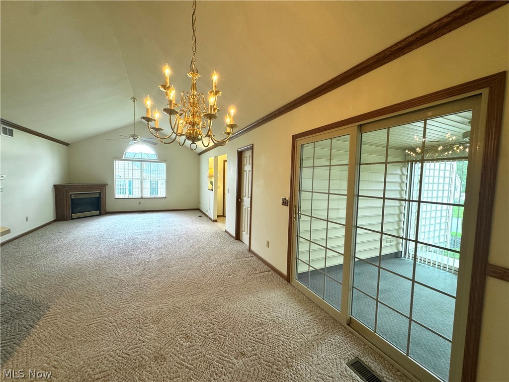 216 Village Court Columbiana OH 44408