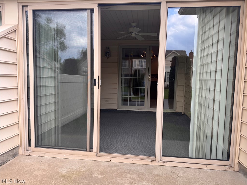 216 Village Court Columbiana OH 44408