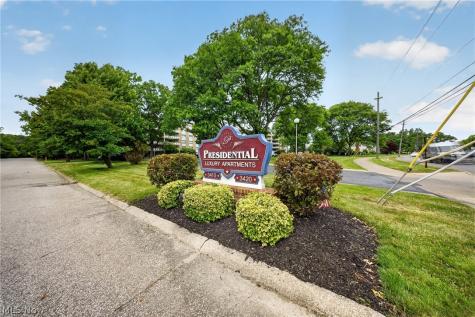 3400 Wooster Road Rocky River OH 44116