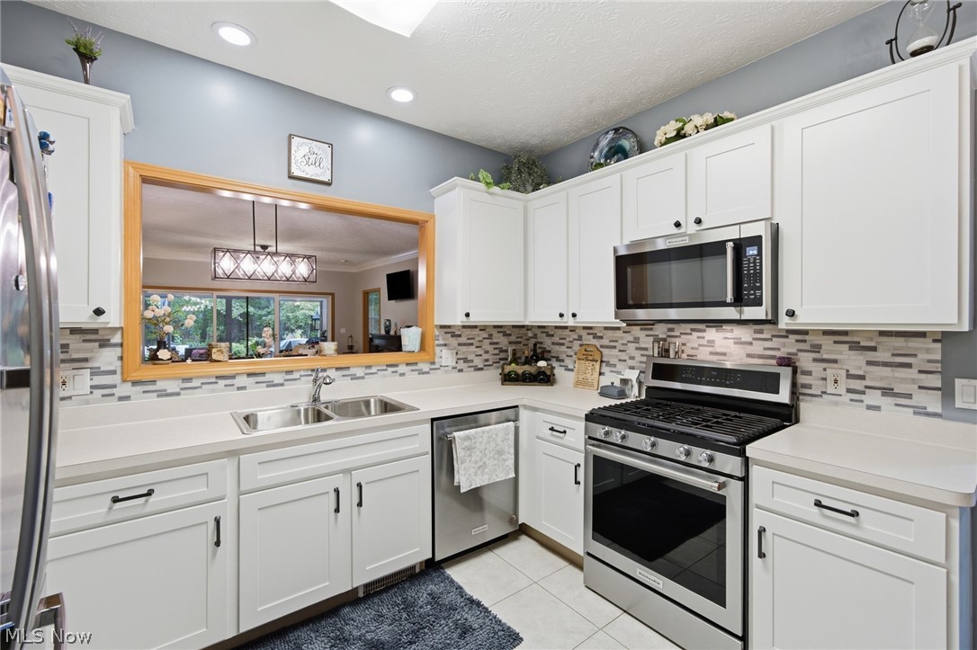 6853 Savannah Drive North Ridgeville OH 44039
