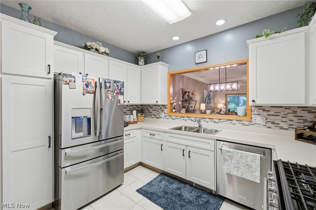 6853 Savannah Drive North Ridgeville OH 44039