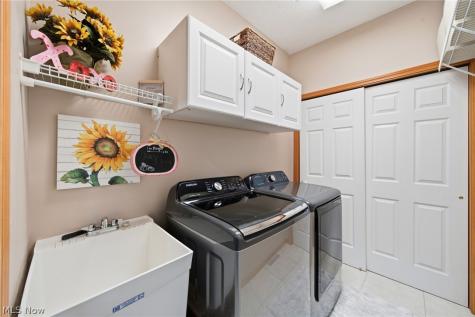 6853 Savannah Drive North Ridgeville OH 44039