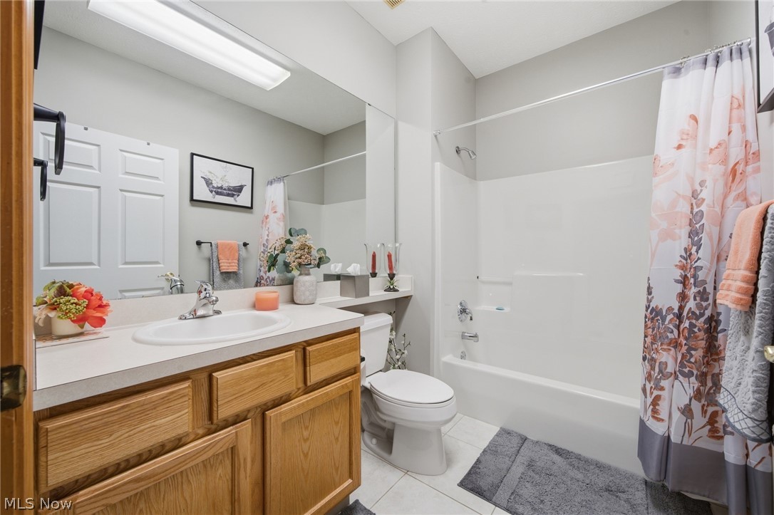 6853 Savannah Drive North Ridgeville OH 44039