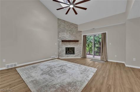 93 Silver Valley Boulevard Munroe Falls OH 44262