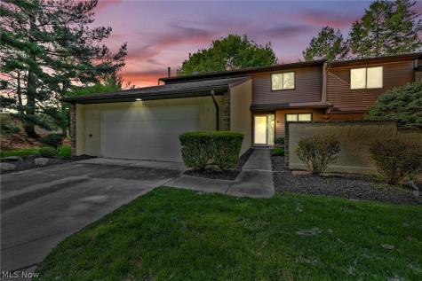 93 Silver Valley Boulevard Munroe Falls OH 44262