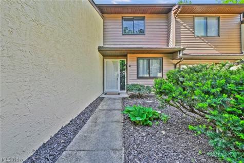 93 Silver Valley Boulevard Munroe Falls OH 44262