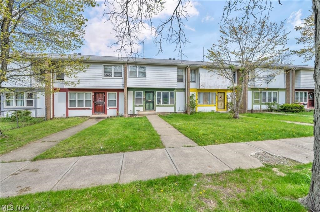 9409 Manor Avenue Cleveland OH 44104