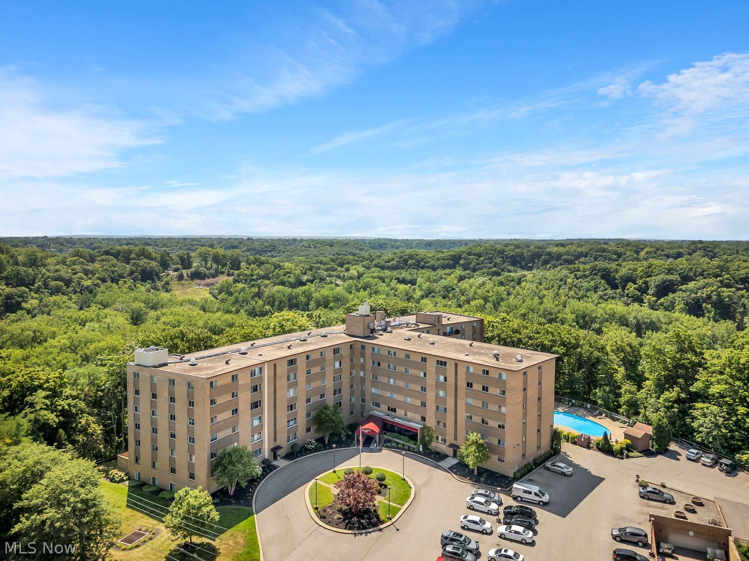 Rocky River OH, 18501 Hilliard Boulevard, Unit 609