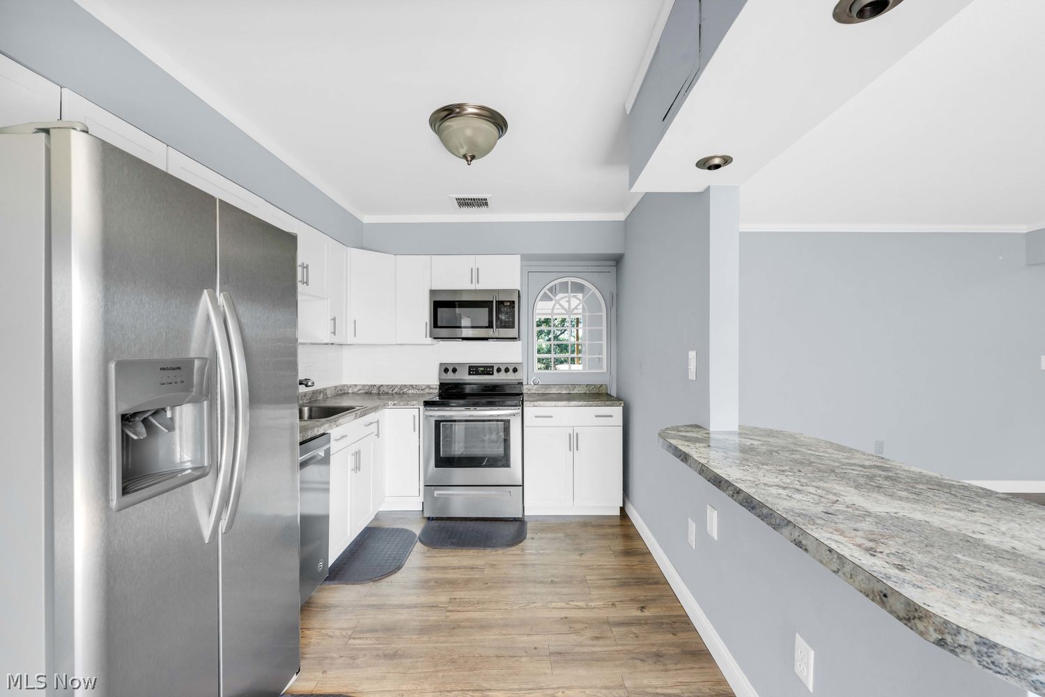 18501 Hilliard Boulevard Rocky River OH 44116