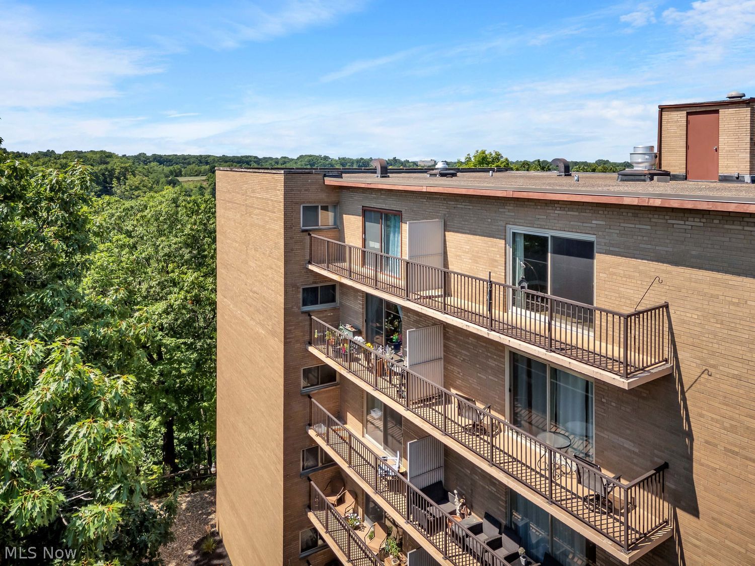 18501 Hilliard Boulevard Rocky River OH 44116