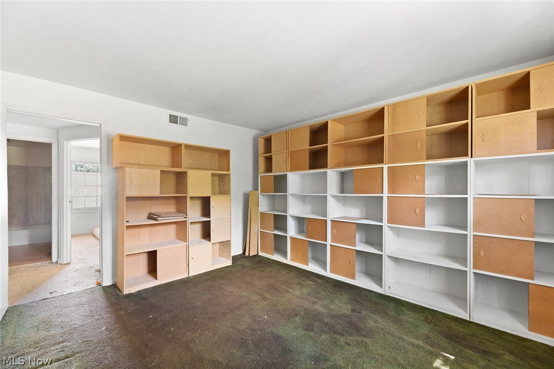 62 Menlo Park Drive Akron OH 44313