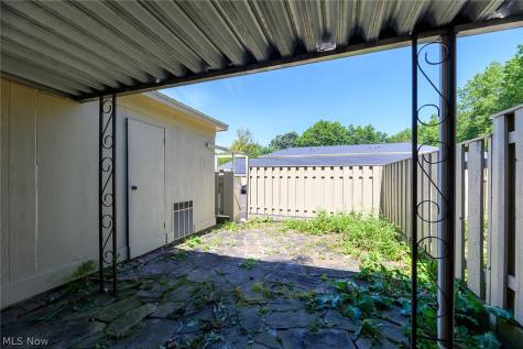 62 Menlo Park Drive Akron OH 44313