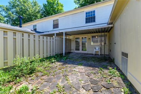 62 Menlo Park Drive Akron OH 44313